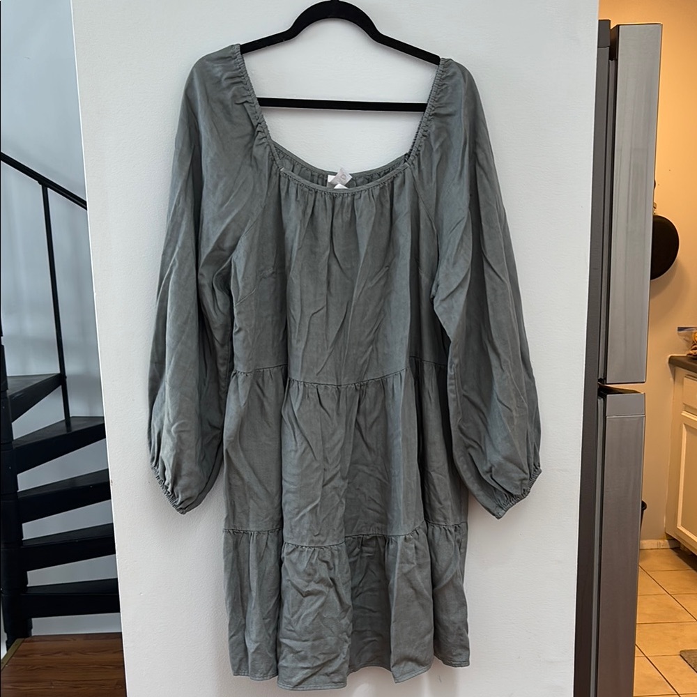 Flowy Blue-Gray Long-Sleeve Dress